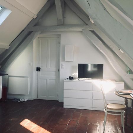 Tonnerre Grand Studio De Charme Au Coeur De La Ville 외부 사진